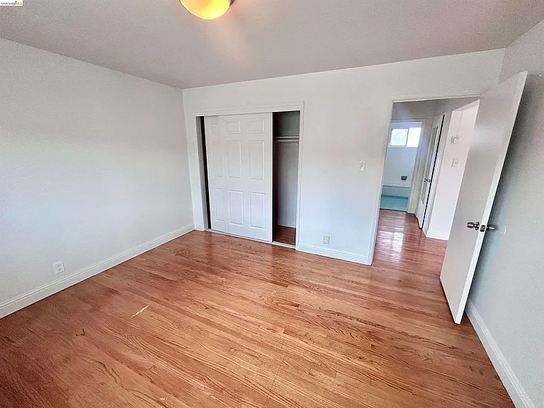 3144 61st Ave — Photo 3