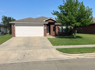 10603 Dixon Ave, Lubbock, TX 79423