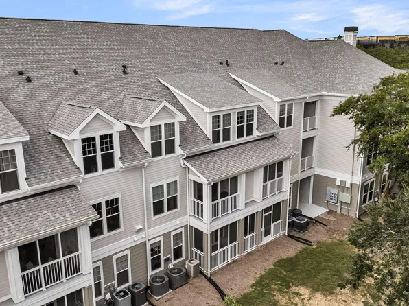 130 River Landing Dr #8203, Daniel Island, SC 29492