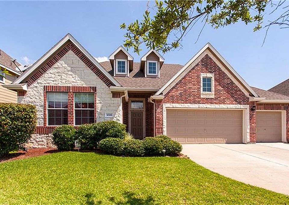 1st image of 3026 Spring Hill Ln