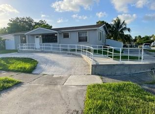 15735 SW 303rd Ter, Homestead, FL 33033