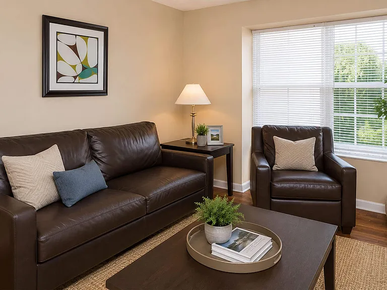 Green Meadow Apartments — Photo 7