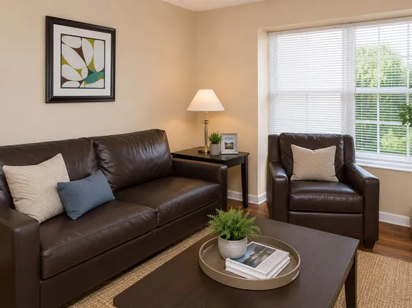 Green Meadow Apartments