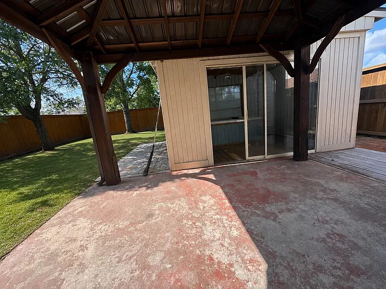 12311 Granite Woods Ct — Photo 22