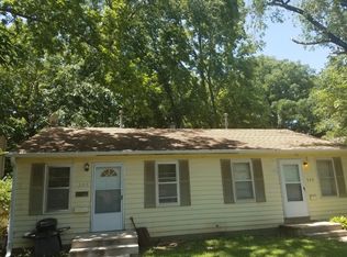 323 Mississippi St, Lawrence, KS 66044