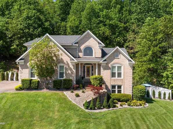 8806 Grand Ridge Ct, Louisville, KY 40214