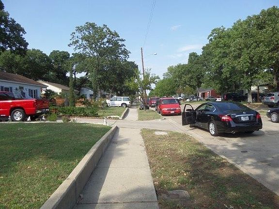 5th image of 513 Charles Dr
