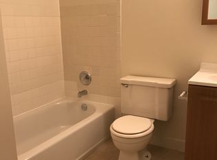 359 W Hawthorne Cir #2ND, Mount Prospect, IL 60056