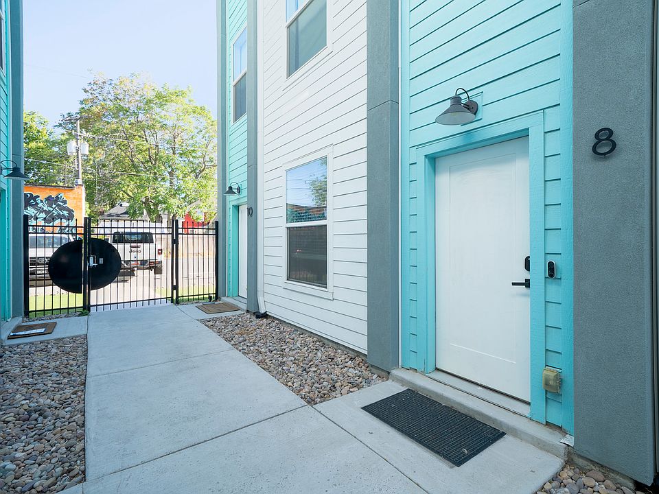 1st image of 909 W Euclid Ave S #108