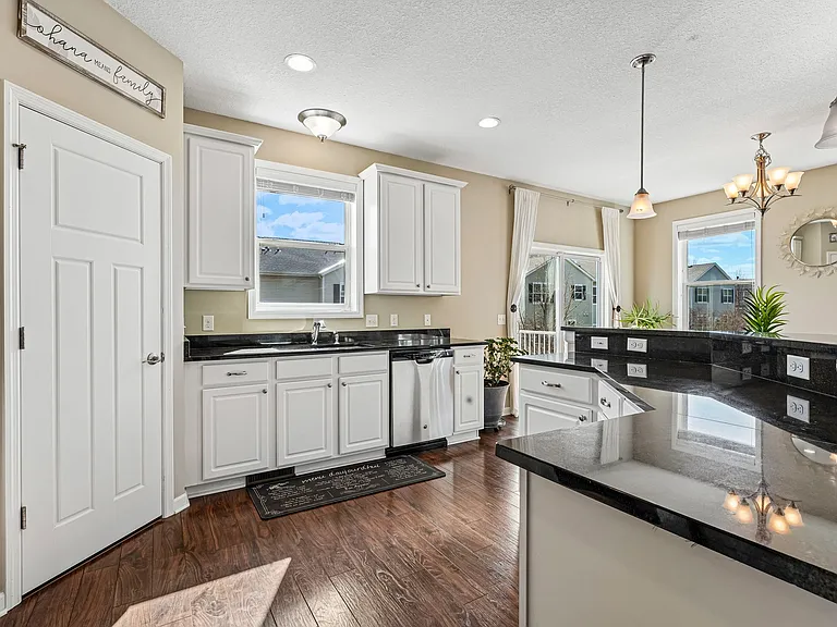 9519 Declaration Dr — Photo 14