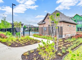 2723 Vista Park Ln, Lewisville, TX 75067