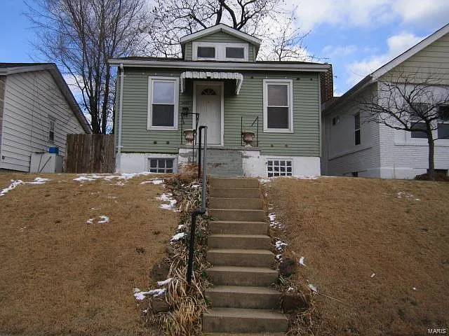 3456 Macklind Ave photo 1