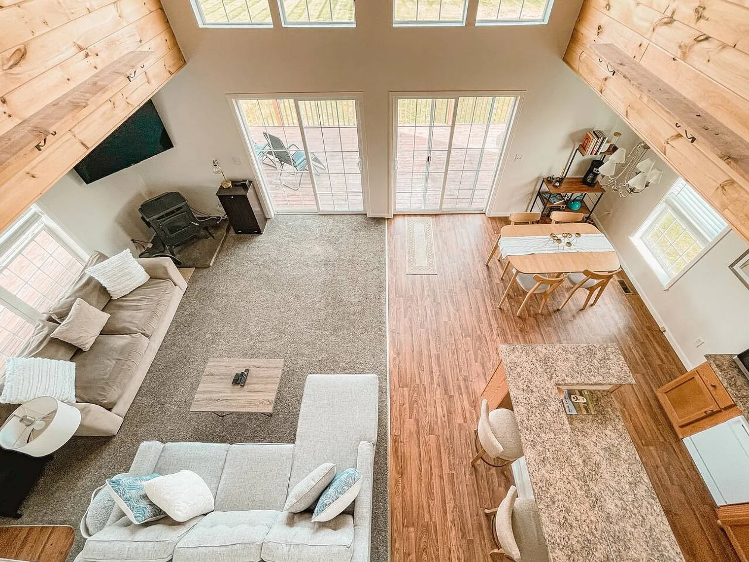 4 bed, 3.0 bath, $4,334 — Photo 4