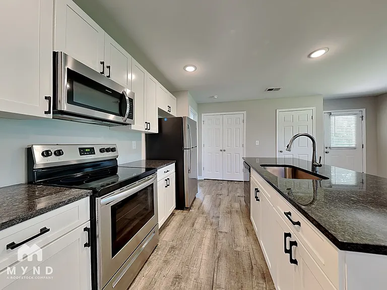 10 Willowridge Ln — Photo 5