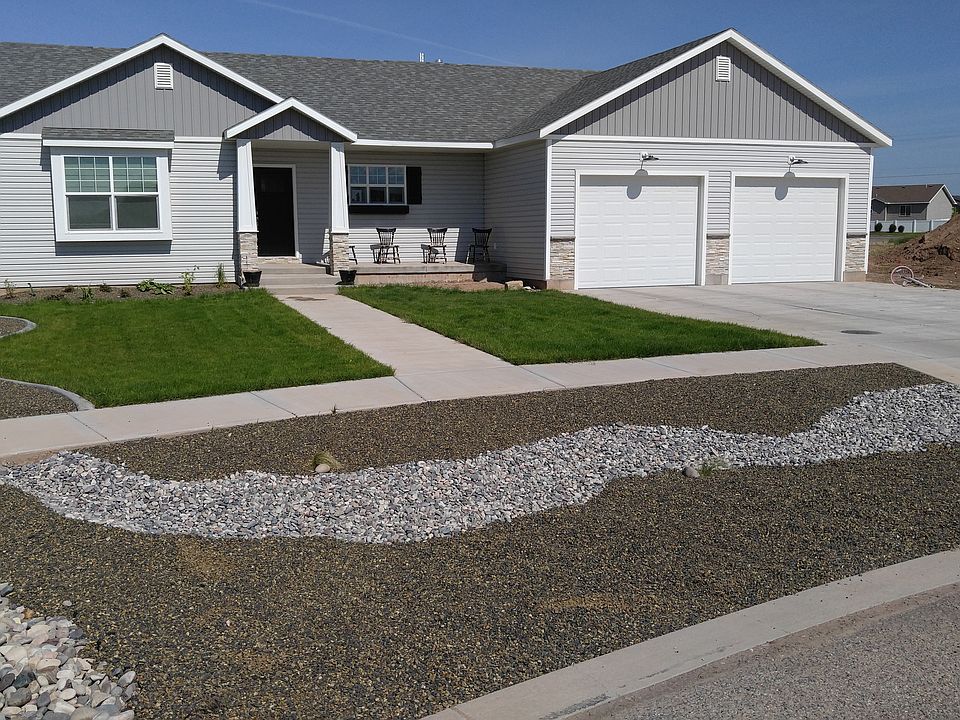 1st image of 3221 Topaz Dr