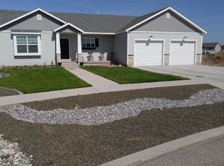 3221 Topaz Dr, Idaho Falls, ID 83401