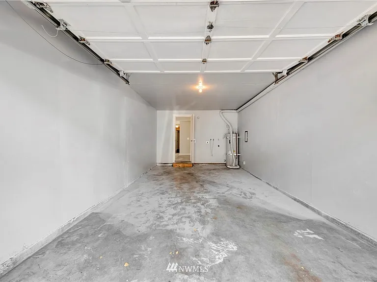 2406 N St NE #D — Photo 17