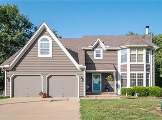 9822 W 50th Ter, Merriam, KS 66203