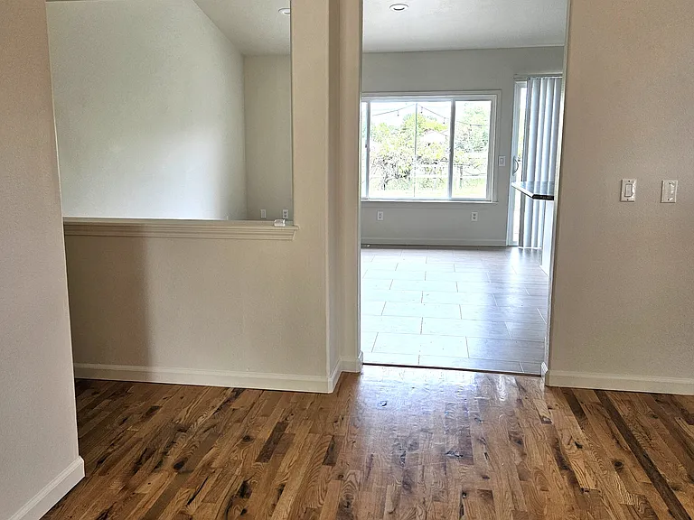 6488 S Honeylocust Pl — Photo 3