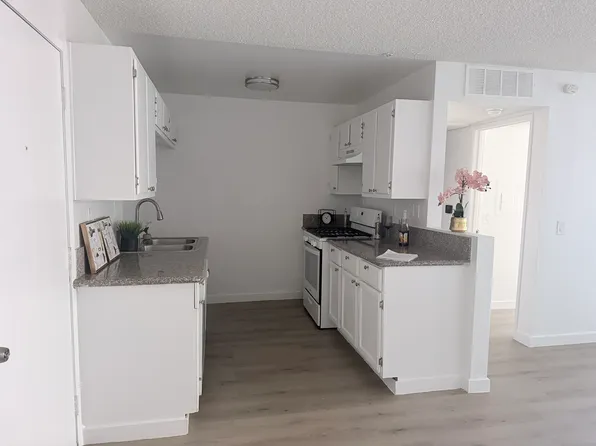 14630 Plummer St #102, Panorama City, CA 91402