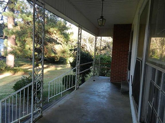 4th image of 551 W Gallatin St