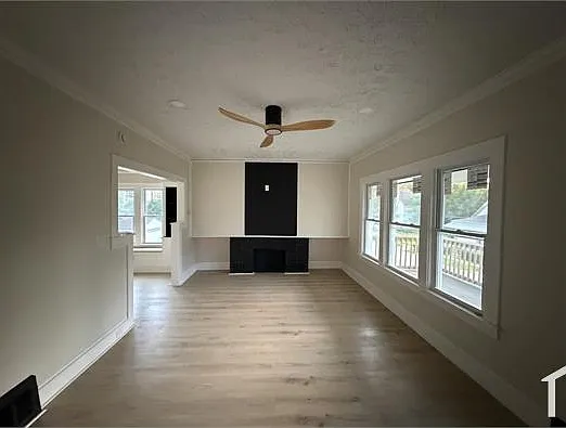 2 bed, $1,000 — Photo 4