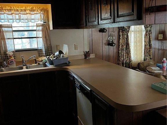 3rd image of 5850 N Tsala Apopka Dr