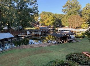364 Fairway Shores Rd, Mount Gilead, NC 27306