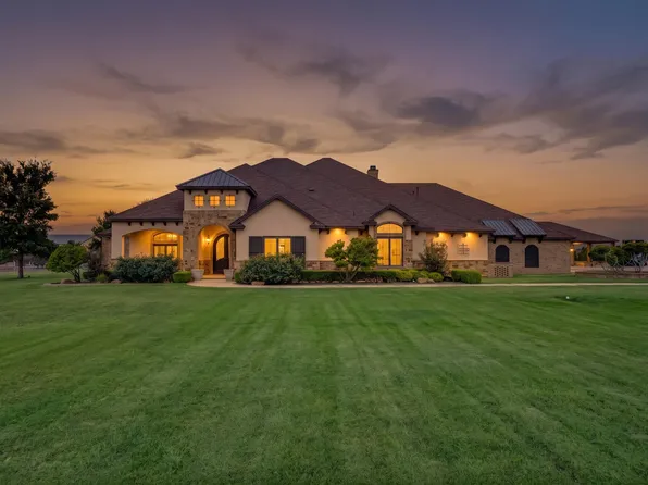 8009 Fm 2641, Shallowater, TX 79363