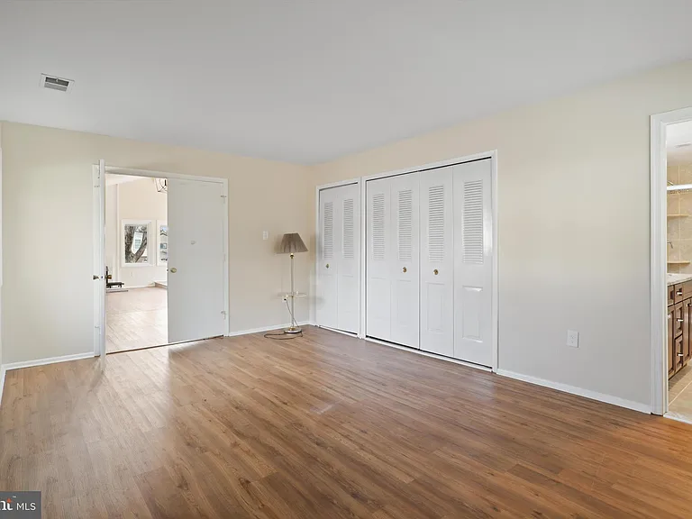 103 Farmington Ln — Photo 33