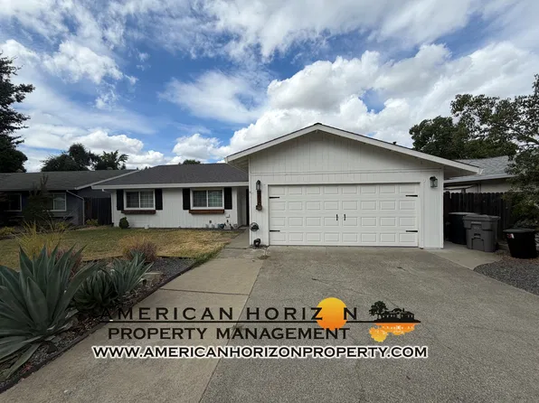 902 Oak Ridge Dr, Roseville, CA 95661