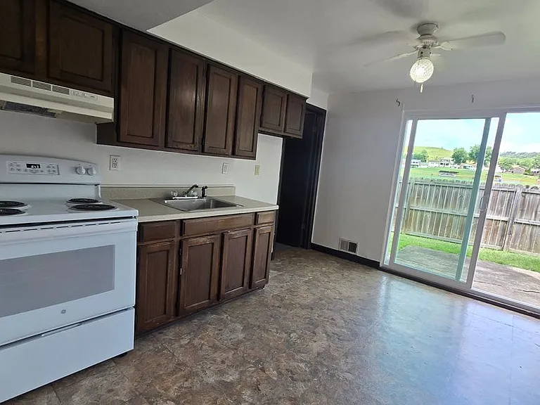 132 Parkridge — Photo 8