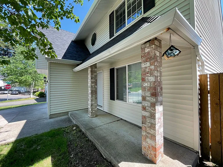 17226 NW Millbrook St — Photo 38