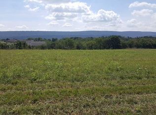 3 Linton Hill Rd, Duncannon, PA 17020