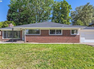 9386 SW 35th Ave, Portland, OR 97219