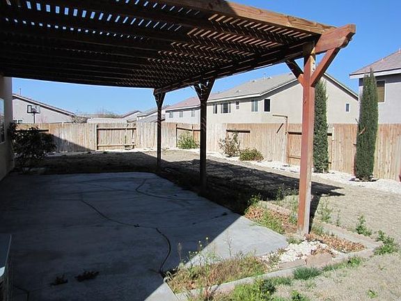 5th image of 14661 Hondo Dr
