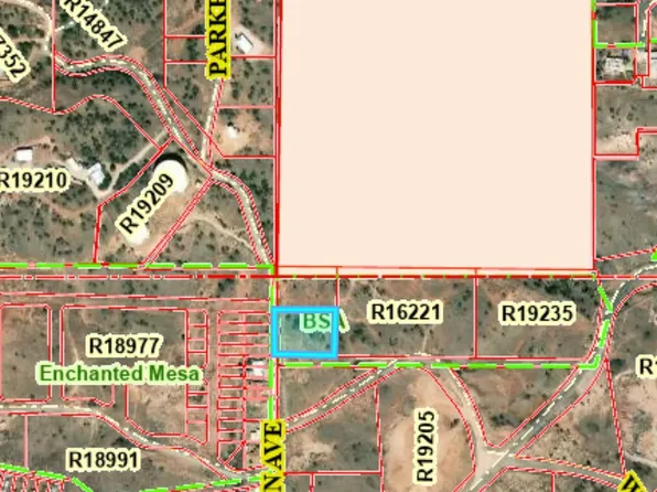 Iron St, Grants, NM 87020
