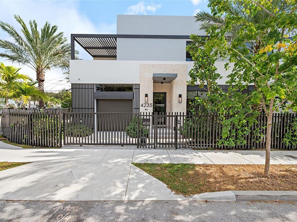 1st image of 4235 NW 1st Ave