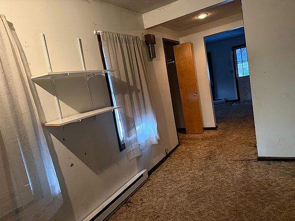 4th image of 416-418 Deacon St #416