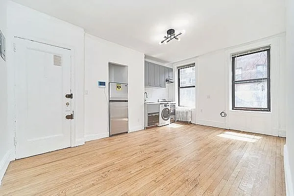 Rented by Living New York | media 8