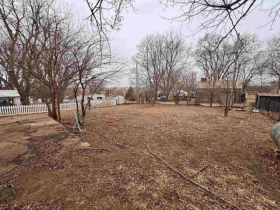 5th image of 317 Main St