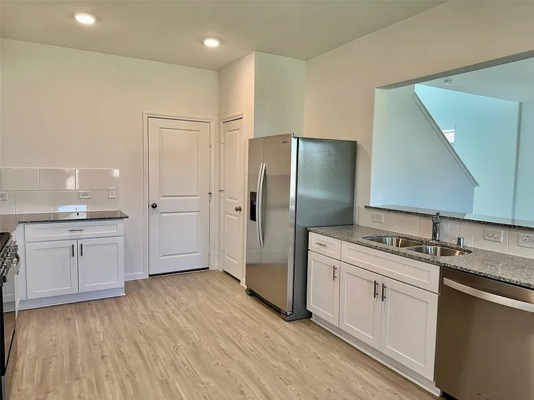 16530 Pine Arrow Dr — Photo 5