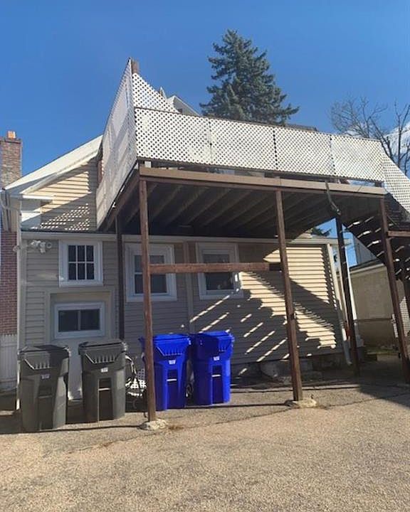2nd image of 800 Providence St
