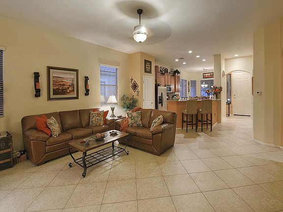 3rd image of 12862 N Tarzana Dr