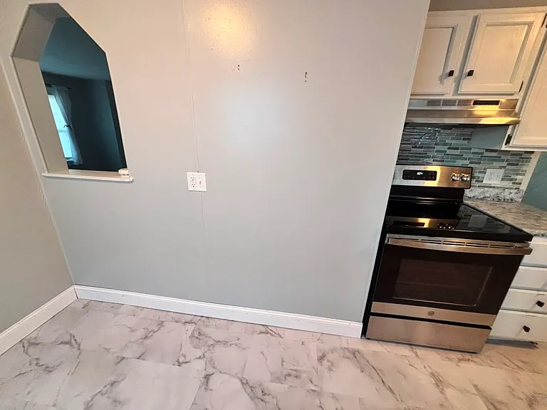 350 Crosby Ave #1 — Photo 6