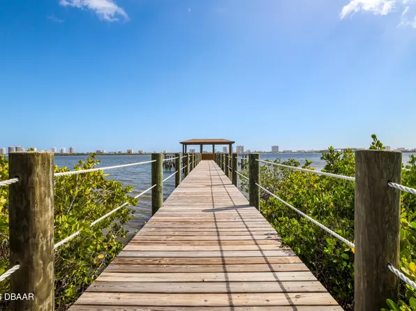 3333 S Ridgewood Ave APT 27, Pt Orange, FL 32129