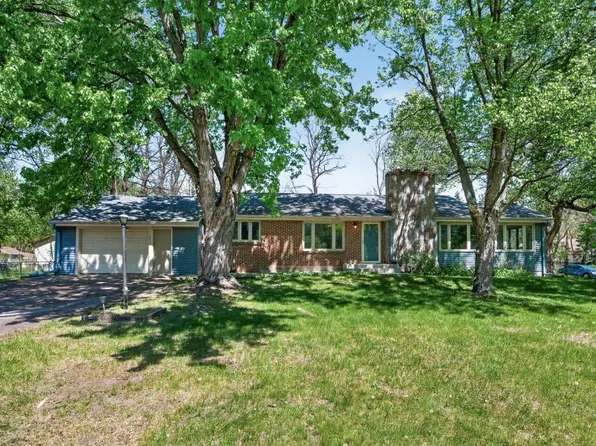 1357 County Road H2 E, White Bear Township, MN 55110