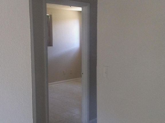 4th image of 1616 W 8th St APT 1