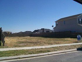 2nd image of 8472 Turnberry Rd