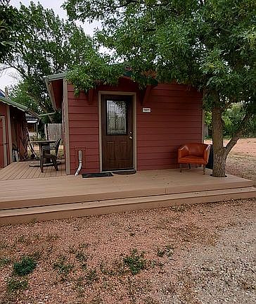 Bunkhouse rental cabin